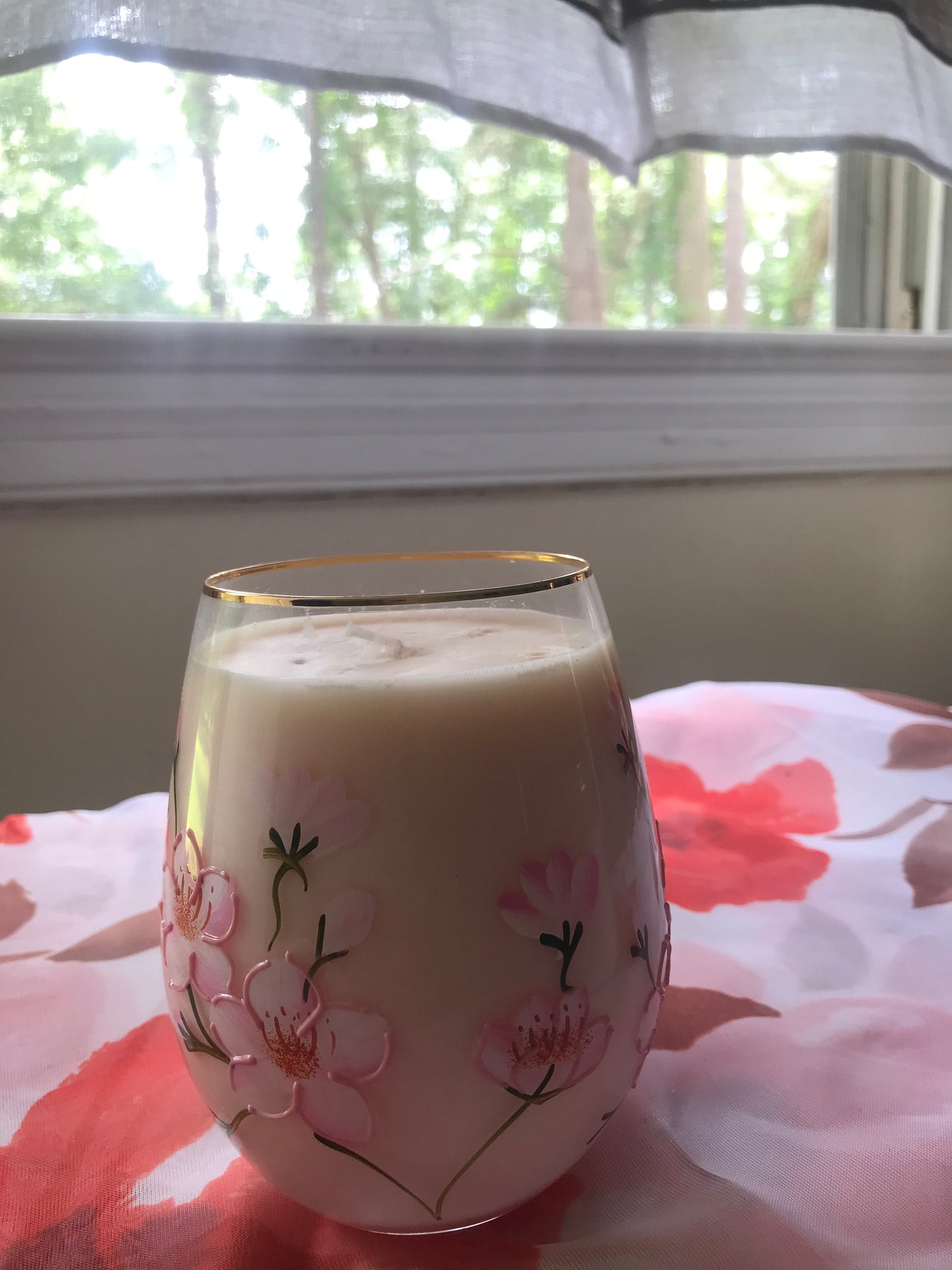PINK LILLY RISE CANDLE